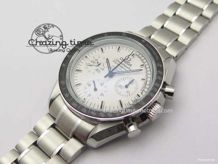 0516 Efficient Speedmaster JHF SS Snoopy Award 45th Anniversary White dial On SS Bracelet 8239